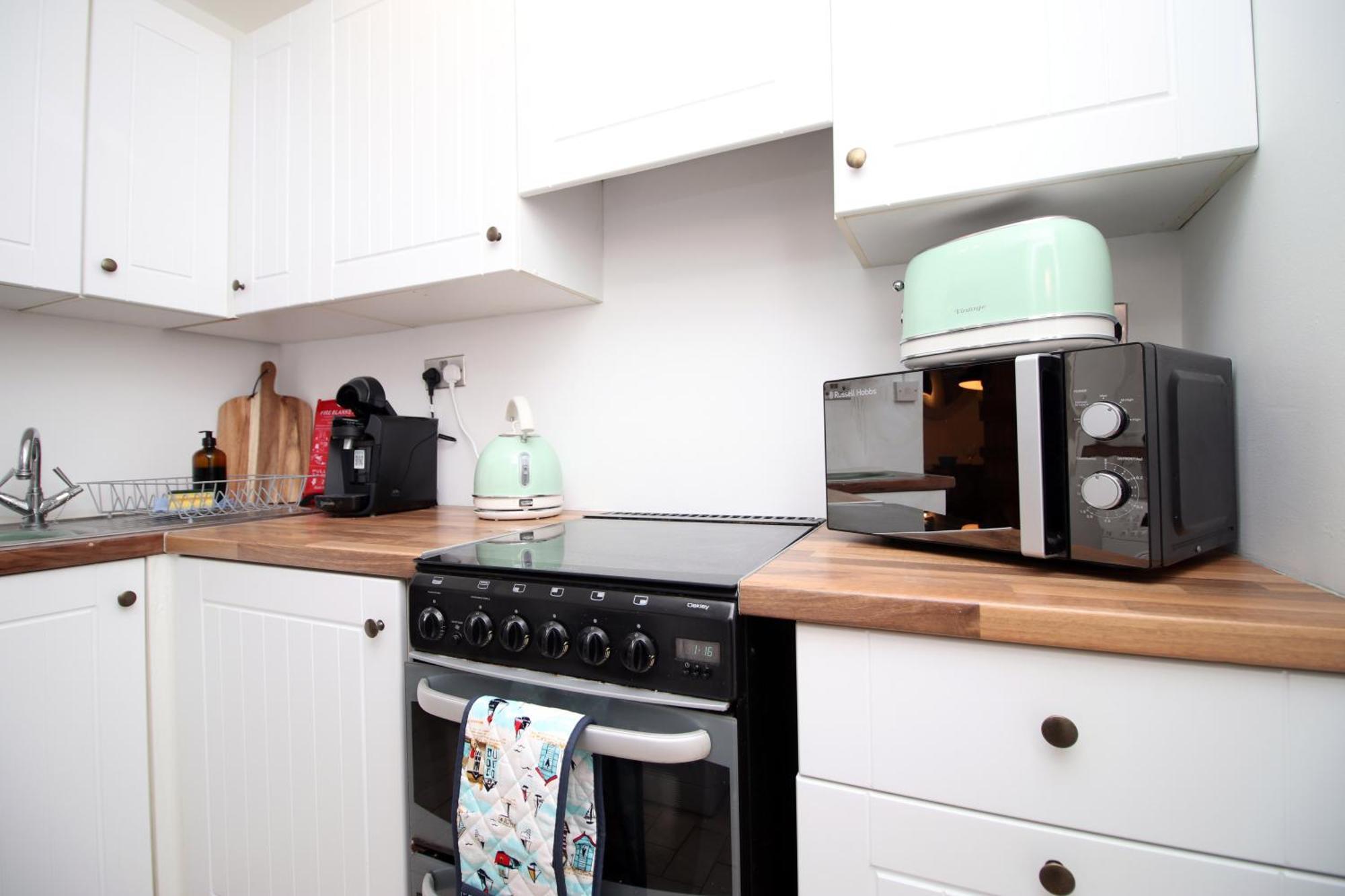 Little Gem In The Mumbles! Fishermans Cottage With Log Burner, Dog Friendly And Welcome Breakfast Hamper! Buitenkant foto